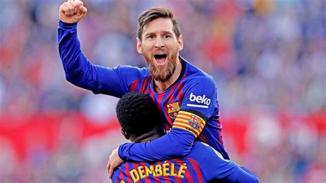 Widely regarded as the greatest player in history, the unassuming argentina forward has become a barcelona legend winning a succession of la liga and . Transfer-Schlacht um Lionel Messi! ManCity mit Mega ...
