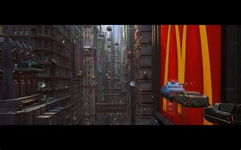 Pin By Garrett Wang On Movies The Fifth Element 1997 Futuristic