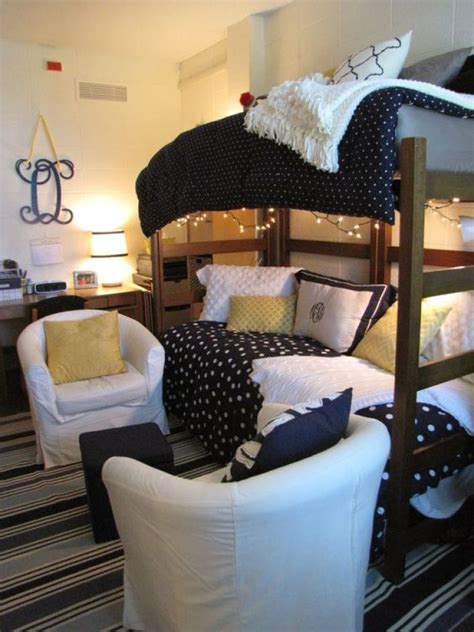 20 Cool College Dorm Rooms Decoomo