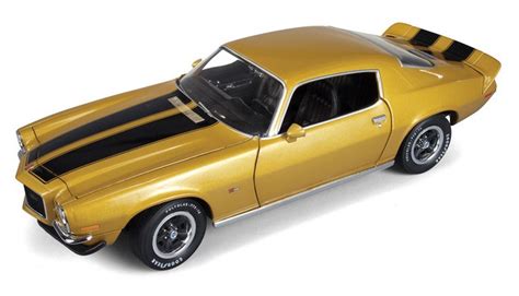 1971 Chevy Camaro Z 28 Placer Gold Ertl American Muscle Autoworld 1