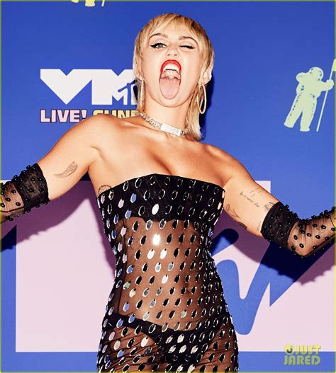 Photo Miley Cyrus Mtv Vmas 2020 04 Photo 4479174 Just Jared Entertainment News