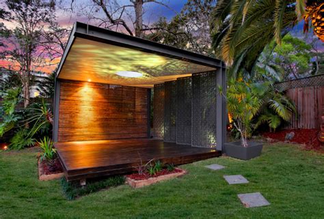 Make these garden privacy screens with small trees, plants and other easy to find supplies! 10+ Best Outdoor Privacy Screen Ideas for Your Backyard ...