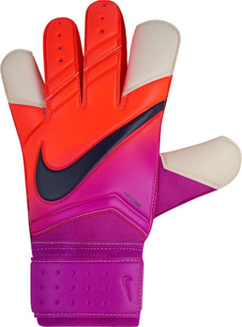 Er steht bei real madrid unter vertrag und ist belgischer nationalspieler. Striking Nike Vapor Grip 3 2016-2017 Gloves Revealed ...
