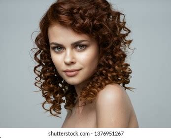 Beautiful Female Face Naked Shoulders Curly Foto De Stock 1410451280