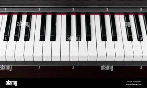 Ausschnitt Von Einer Klaviertastatur Stock Photo Alamy