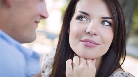 5 Sure Signs To Tell If A Girl Likes You Youtube