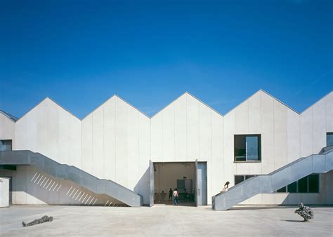 10 Modern Buildings By David Chipperfield Photos Architectural Digest