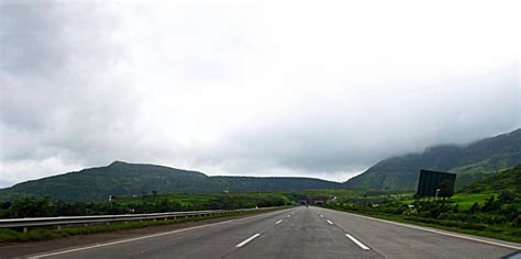 Stock Pictures Mumbai Pune Expressway
