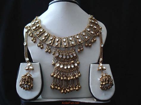 Bridal Wear Indian Heavy Jewelry In Multi Color