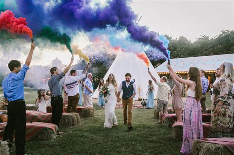 Choose from 3,026 printable design templates, like smoke grenade photography posters, flyers, mockups, invitation cards, business cards, brochure,etc. These Two Had a Colorful Smoke Bomb Exit for Their Wedding — And It Was AMAZING! | Green Wedding ...