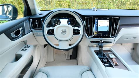 We did not find results for: Test Volvo V60: So gut ist der Kombi | ADAC 2019