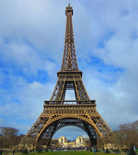 Practical information for visitors to paris wanting to see the eiffel tower, including tickets, how to get there and tours that include the eiffel tower. Tour Eiffel : tarif, métro, restaurant, tout ce qu'il faut ...