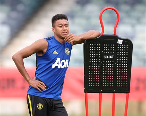 Jesse lingard made huge tactical changes as he cheered on england during their goalless draw with scotland. Jesse Lingard gets rare praise from ex-pro - United In Focus