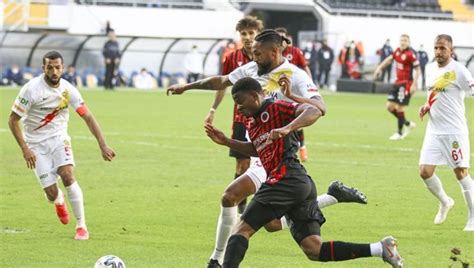 12:29 gençlerbirliği'nde fenerbahçe maçı hazırlıkları tamamlandı. Gençlerbirliği: 1 - Yeni Malatyaspor: 1 | MAÇ SONUCU