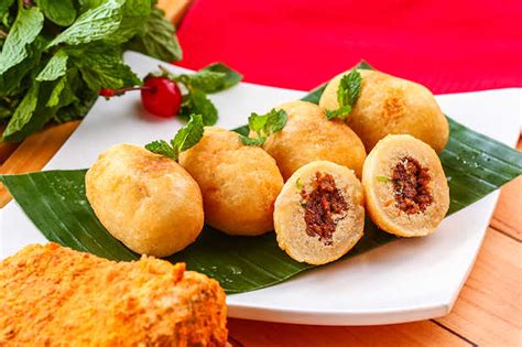 Lihat juga resep kolak pisang dan singkong (banana and cassava in coconut milk) enak lainnya. Resep Singkong Parut Goreng dan Tanpa digoreng - Nyari Bisnis