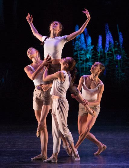 Review At Vail Female Choreographers Feed The Mighty River Of Dance The New York Times