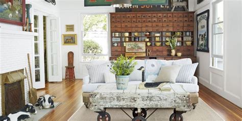 This Charming Texas Home Proves More Is More Home Decor Country