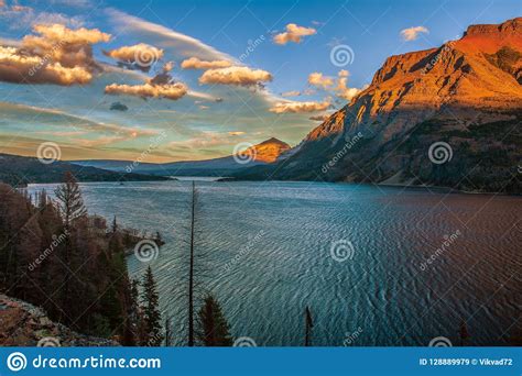 St Mary Lake At Sunsetglacier National Parkmontanausa Stock Image