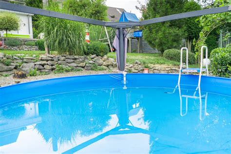 Den poolbau können sie selbst vornehmen und auch die kosten für zubehör und unterhalt. Der eigene Pool im Garten - wir haben uns diesen Traum ...