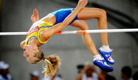 As of june, 2009, the iaaf has ratified 40 world records in the event. Women's High Jump Indoor World Record - Kajsa Bergqvist 2.08 | High jump, High jump women, Track ...