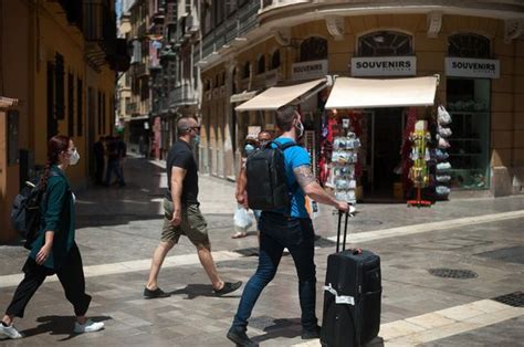 Spain Holidays Fco Travel Advice Update As Spain Holidaymakers Forced