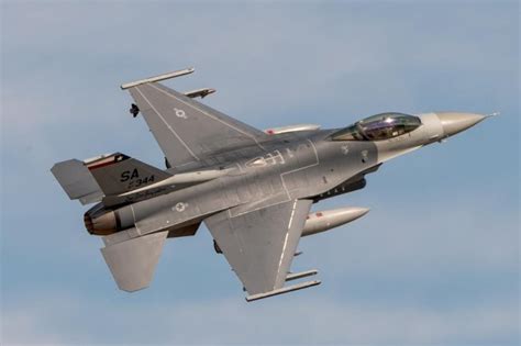 Lockheed Awarded Contract For Taiwan F 16 Program Support