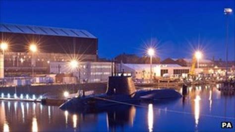 Barrow Submarine Builder Bae Systems Takes On 136 Apprentices Bbc News