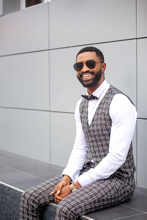 Ric hassani is a pop african artiste from nigeria. Mawuli Gavor & Ric Hassani Prove This Collection By Pappaz Atirez Is For Classy Men Only | BN Style
