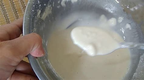 Cara membuat dan memasak pisang goreng yg renyah dan gurih. Video Cara membuat Pisang Goreng Crispy Sederhana - YouTube