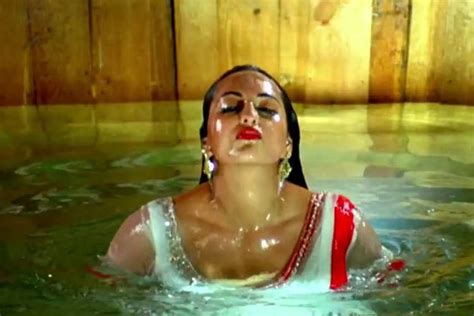 Seven Things Sonakshi Sinha Needs To Stop Doing Movies