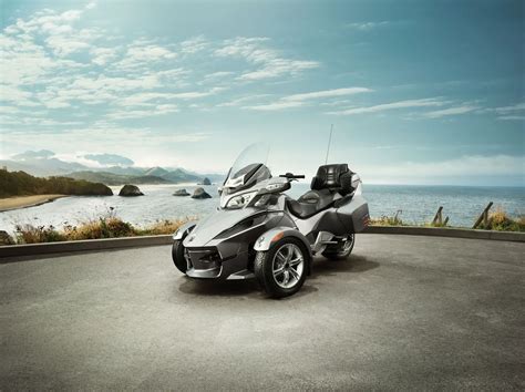 2012 Can Am Spyder Rt Audio And Convenience Review
