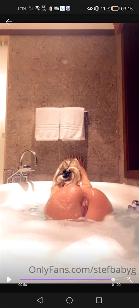 Stefanie Gurzanski Nude Bathtub Thothub