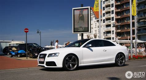Q7 4.2 tdi quattro tiptronic (350 ps, 257 kw), farbe: Toutes les couleurs de l'arc-en-ciel : l'Audi RS5