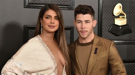 In a video for vogue, priyanka chopra shows off some serious—and signature—moves to one of nick jonas's biggest hits.as part of our partnership with google. Nick Jonas and Priyanka Chopra Introduce Their New Dog ...