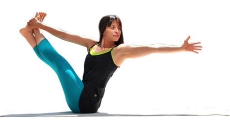 Two Fit Moms Picks 8 Best Yoga Poses For The Core Yoga Fitness