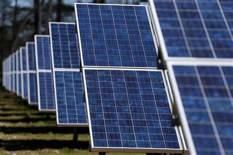 Non Renewable Energy Solar Energy Facts Energy Industry Clean Energy