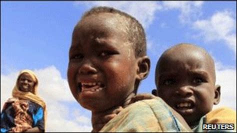 تزايد عدد اللاجئين الصوماليين الفارين إلى كينيا Bbc News عربي