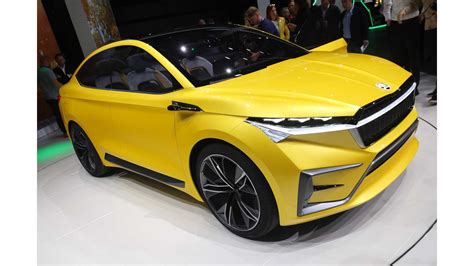 Škoda Vision Iv Concept Previews Future Crosover Ev Photosvideos