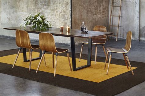 1 mesa rectangular de 0,90 x 1,6 mts realizada en madera paraíso. Juegos de comedor - Unimate mobiliario moderno para tu casa
