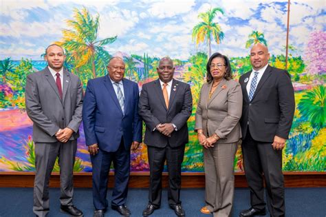 Bahamas Government Board Members Of Btc Paid A Courtesy Call On Prime