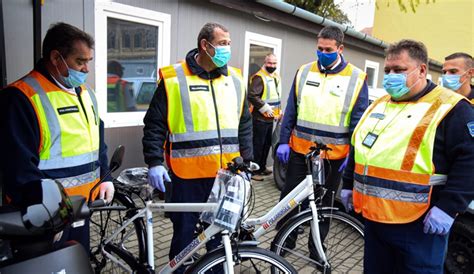 Robogókat és kerékpárokat kaptak a Csongrád-Csanád megyei polgárőrök ...
