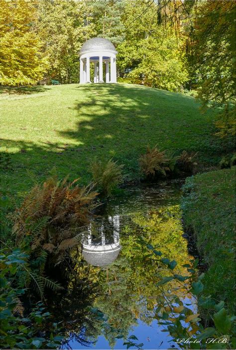 Apollotempel Im Bergpark Wilhelmshöhe Foto And Bild Landschaft Garten