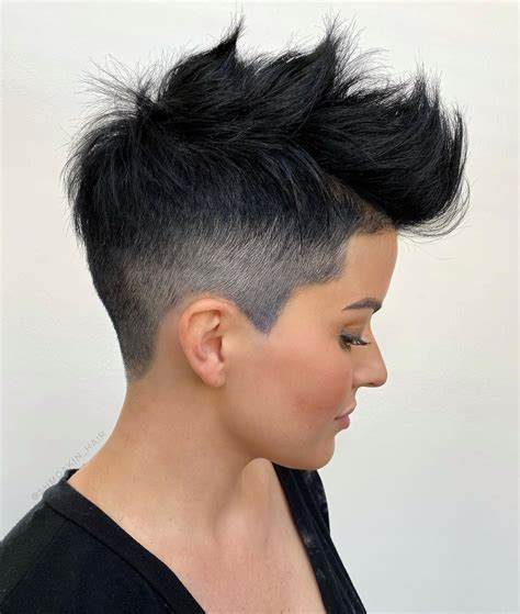 50 New Pixie Cut With Bangs Ideas For The Current Season Hair Adviser