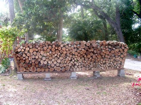 Combination wood rack and kindling storage. Firewood Rack Using No Tools | Brennholz, Brennholz ...