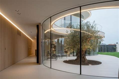 31 Awesome Curved Glass Wall Design Ideas For Modern House Glass