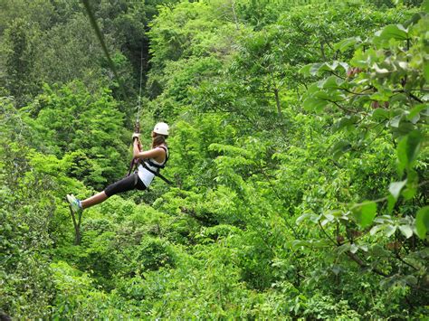 One of the most popular outdoor activities in costa rica for tourists is ziplining, and for good reason! Zipline Costa Rica