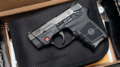 Gun Review Smith And Wesson Bodyguard Crimson Trace Laser 380 Acp
