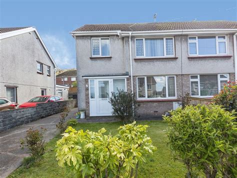 3 Bed Semi Detached House For Sale In Cae Folland Penclawdd Sa4 Zoopla