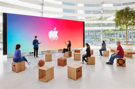 Apple Store That Floats On Water Opens In Singapore A First In The