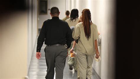 Of Ohio Female Inmates Need Mental Care